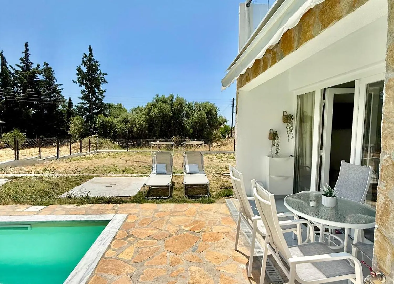 בית נופש הוילה Nea Kallikrateia Oasis By The Pool
